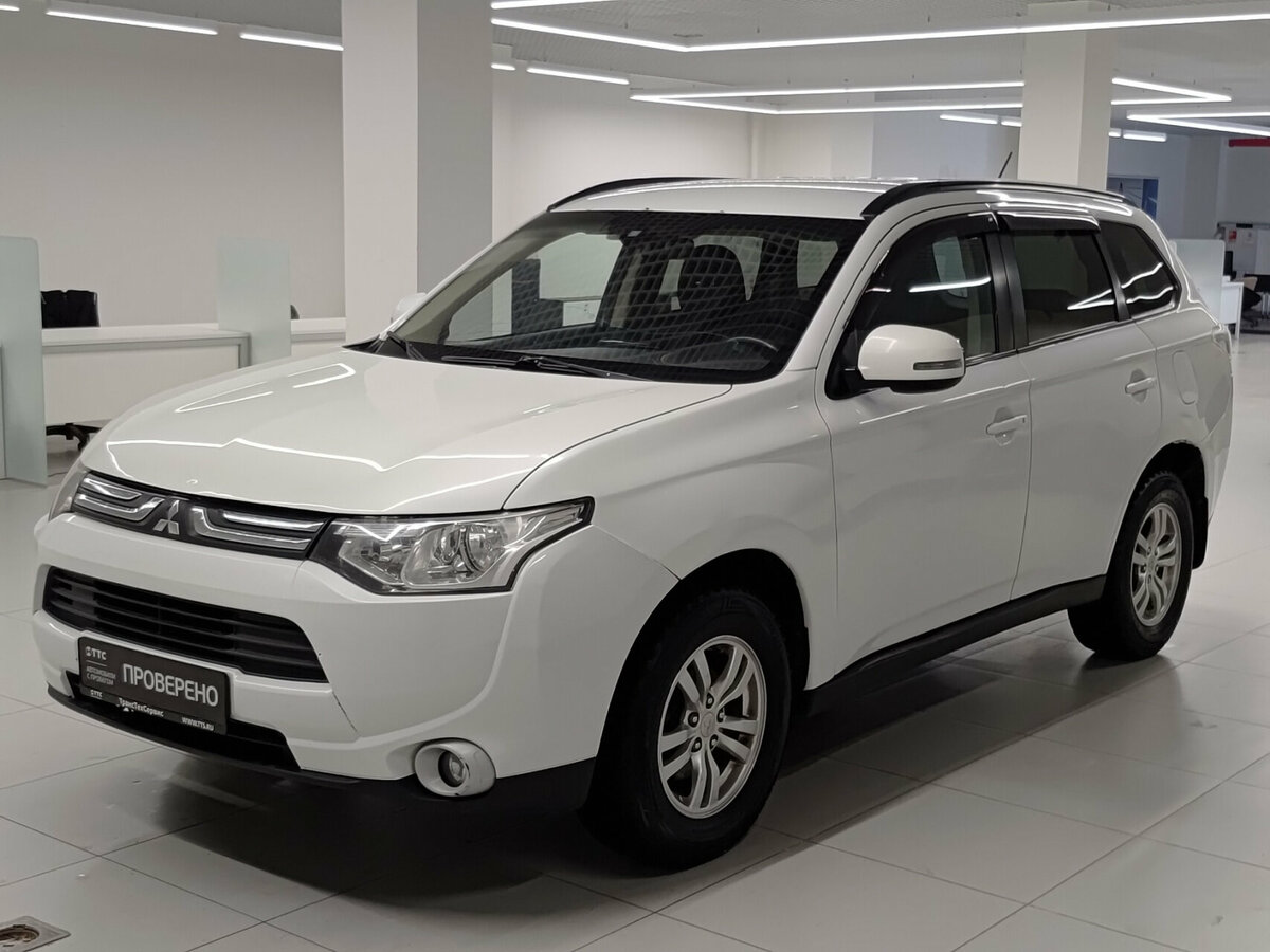 Mitsubishi Outlander III