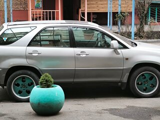 2000 Lexus RX 300 I, серебристый, 595000 рублей, вид 1