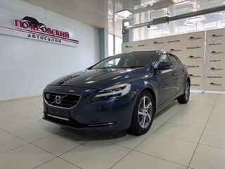 Volvo V40 II Рестайлинг