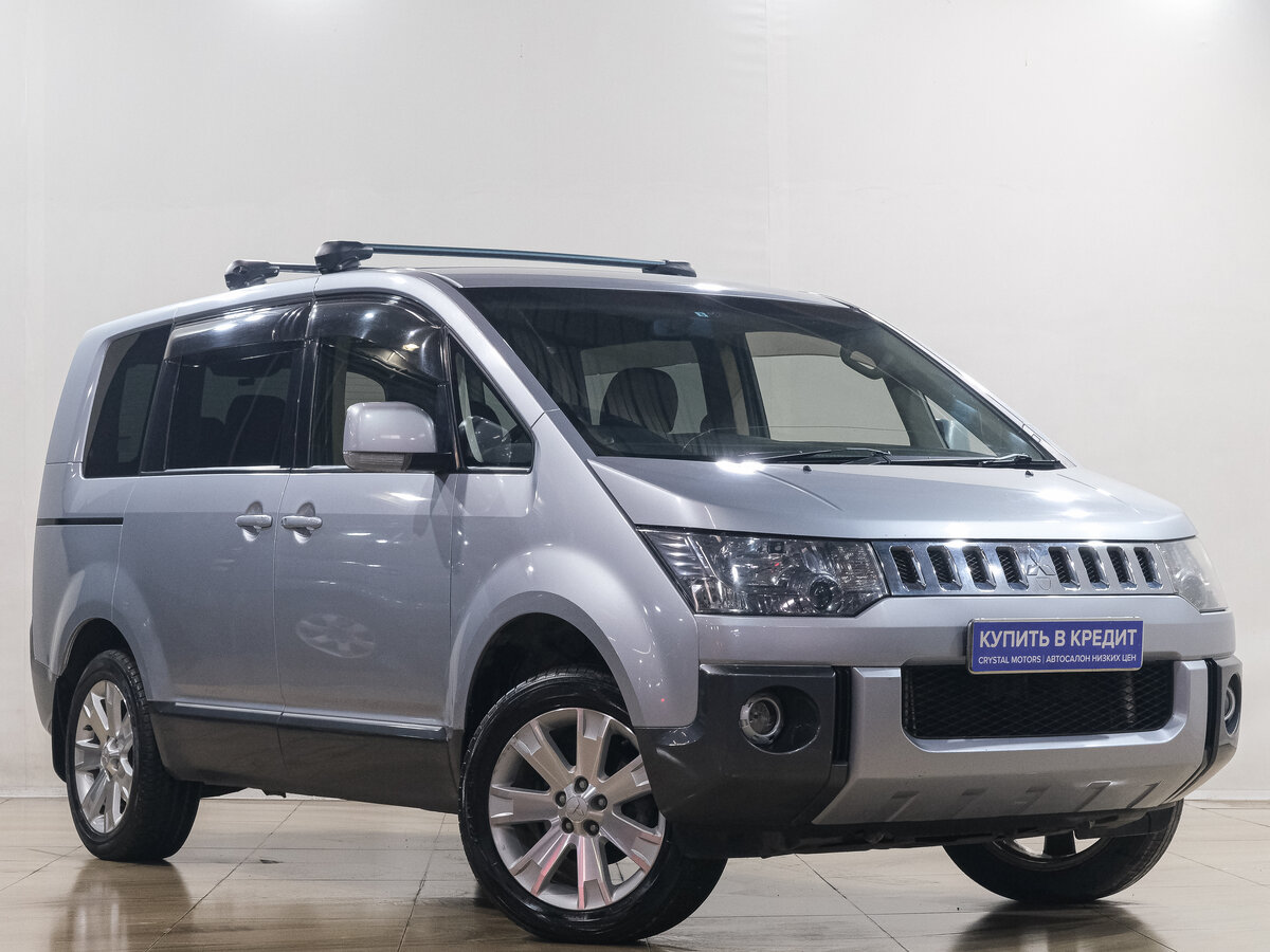 Mitsubishi Delica D:5 I