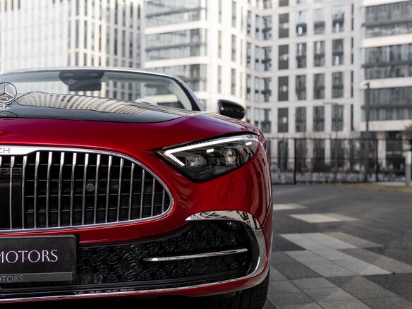 2025 Mercedes-Benz Maybach SL SL 680, красный, 37900000 рублей - вид 11