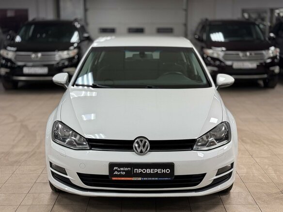 2013 Volkswagen Golf VII, белый, 849000 рублей - вид 1