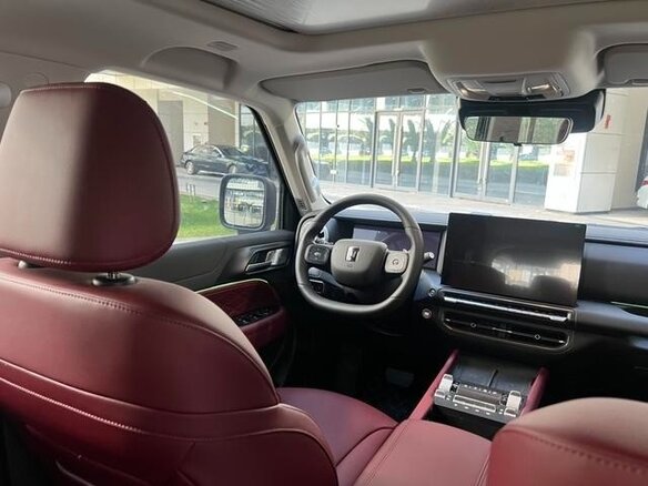 2025 Tank 300 I Рестайлинг, чёрный, 4850007 рублей - вид 14