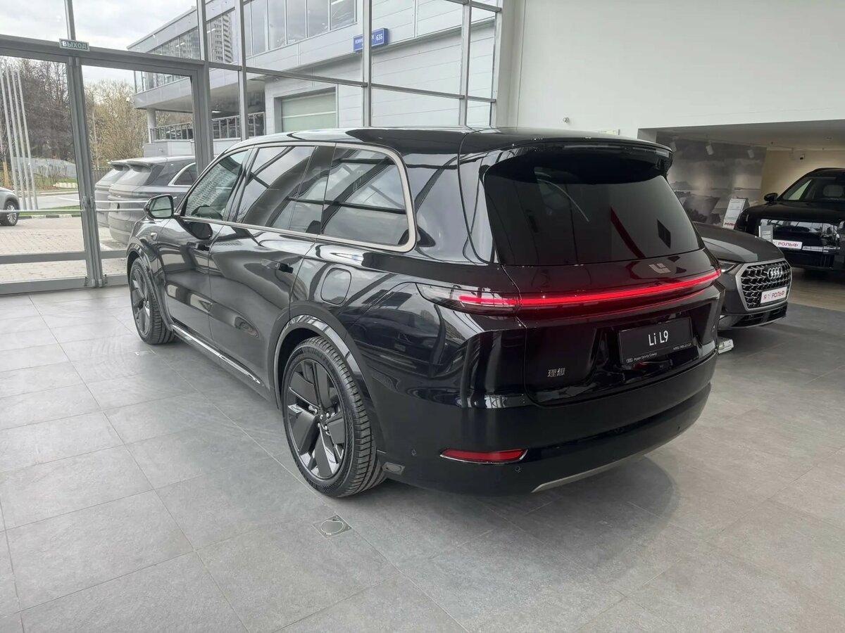 Li Auto (Lixiang) L9 52.3 kWh I Рестайлинг