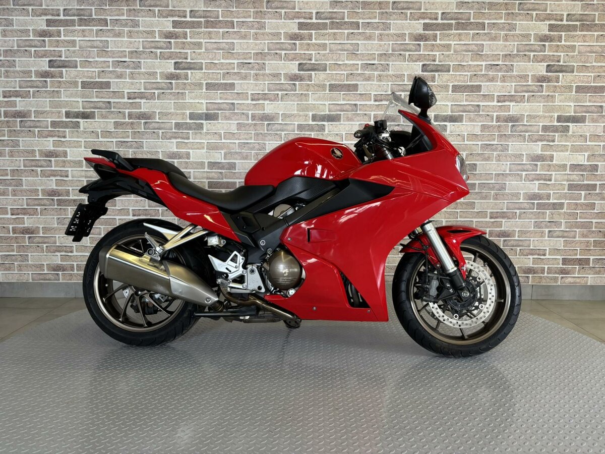 Honda VFR 800