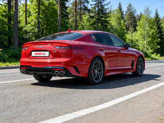 2021 Kia Stinger I Рестайлинг, красный, 3700000 рублей, вид 5