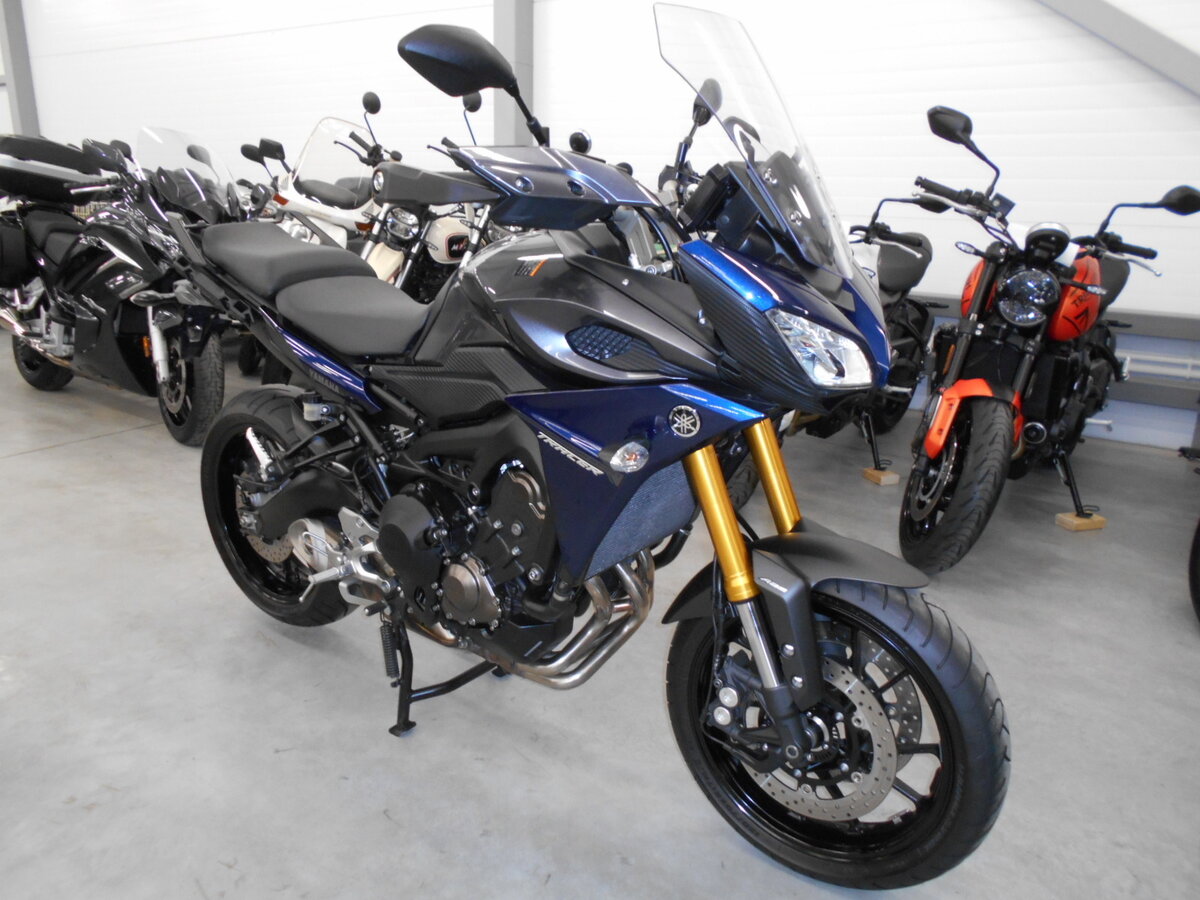 Yamaha MT-09 Tracer (FJ-09)