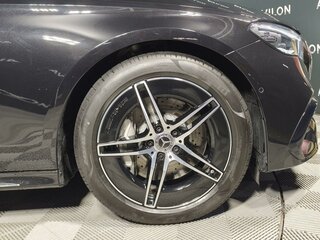 2025 Mercedes-Benz E-Класс 300 VI (W214, S214), чёрный, 8890000 рублей, вид 3