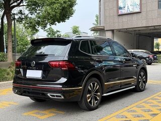 2022 Volkswagen Tiguan L II Рестайлинг (China Market), чёрный, 1780000 рублей, вид 4