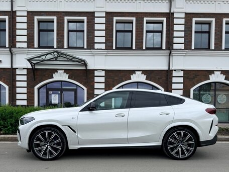 2021 BMW X6 M50d III (G06), белый, 10200000 рублей, вид 4