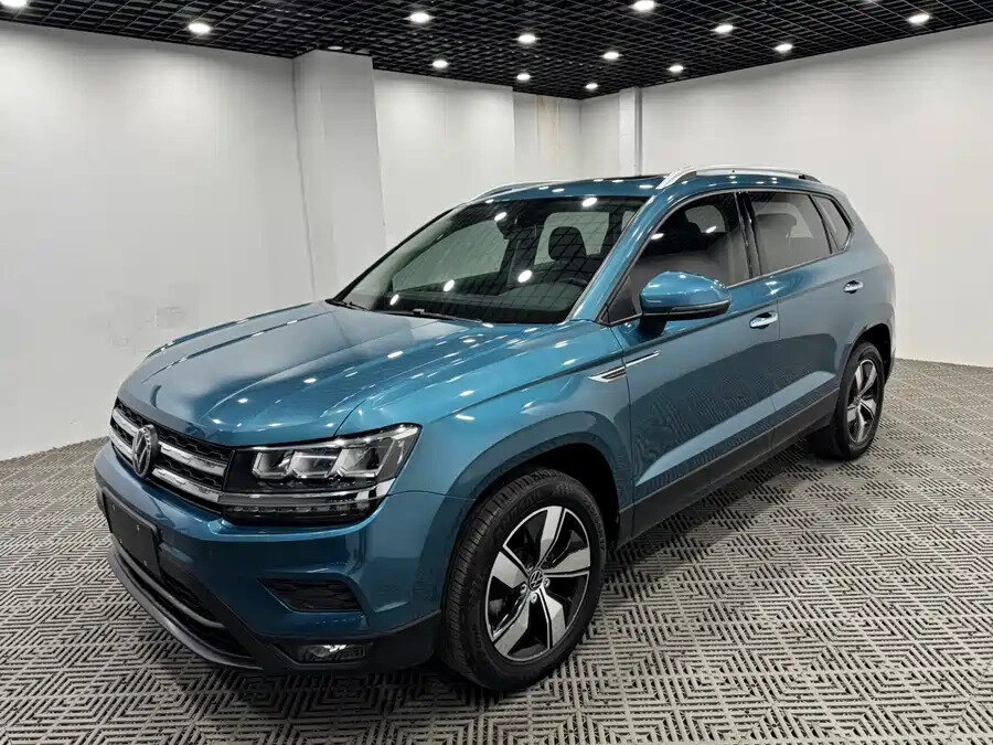 Volkswagen Tharu I