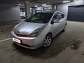 2006 Toyota Prius II Рестайлинг (XW20), серебристый, 750000 рублей