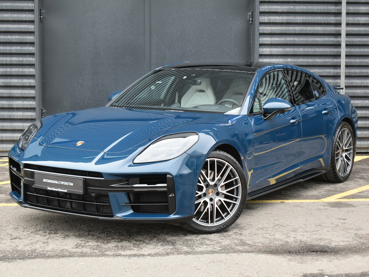 Porsche Panamera III