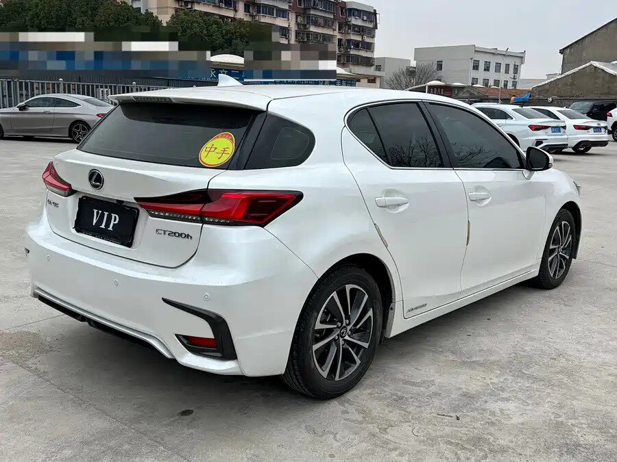 Lexus CT I Рестайлинг 2