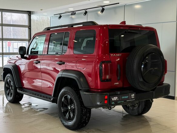 2023 Tank 300 I, красный, 3317000 рублей - вид 3