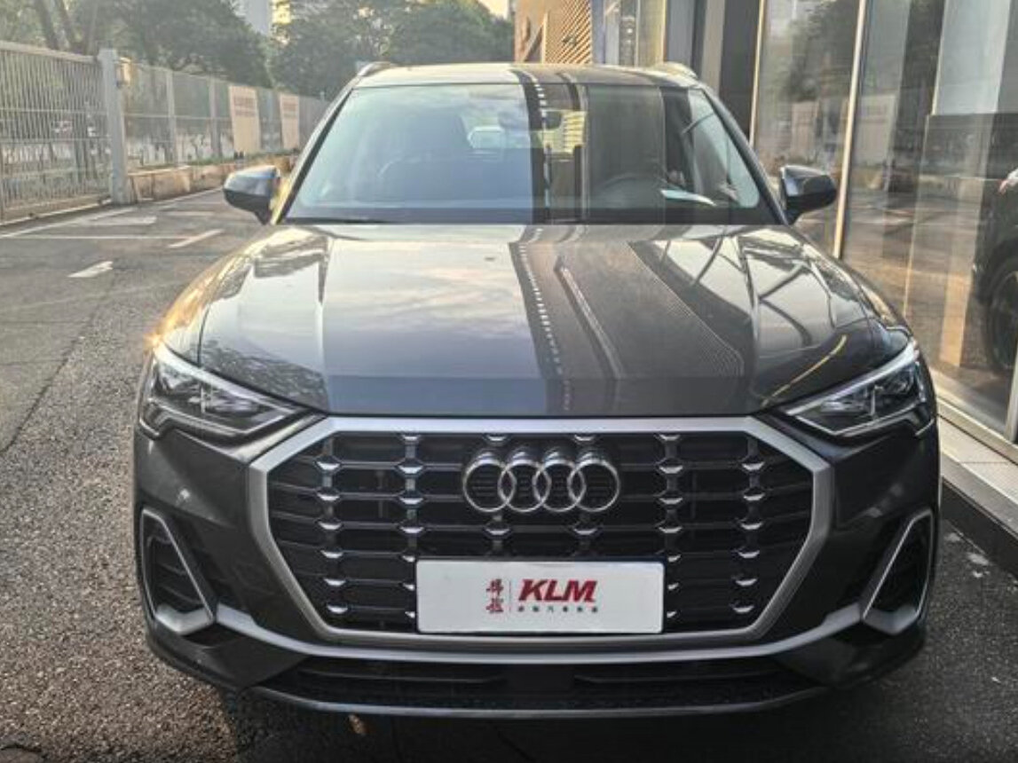 Audi Q3 II (F3)