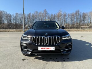 2020 BMW X5 25d IV (G05/G18), чёрный, 6000000 рублей, вид 1
