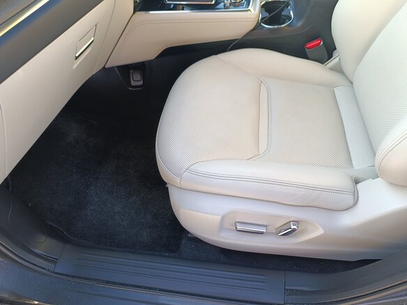 2018 Mazda CX-8 I, серый, 2650000 рублей - вид 8