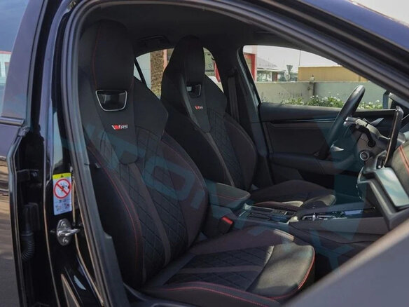 2026 Skoda Octavia RS IV Рестайлинг, чёрный, 5800000 рублей - вид 22