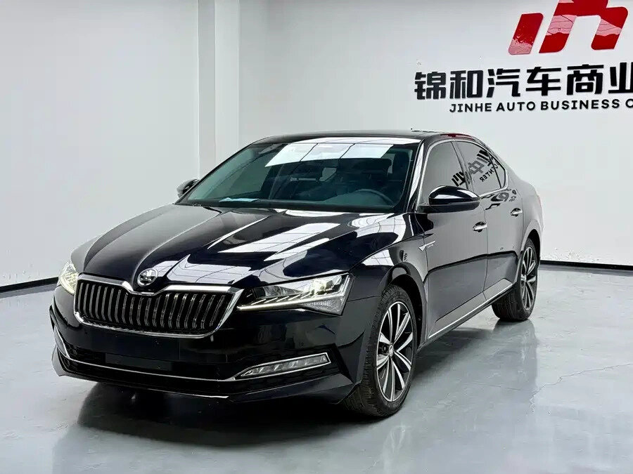 Skoda Superb III Рестайлинг