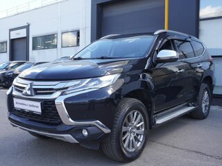 Mitsubishi Pajero Sport III