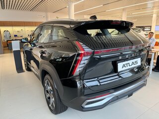 2025 Geely Atlas II, чёрный, 3593450 рублей, вид 5