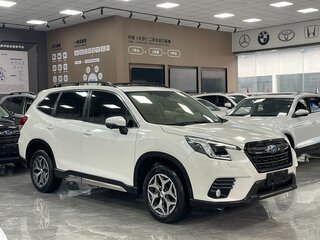 2023 Subaru Forester V Рестайлинг, белый, 2880000 рублей, вид 2