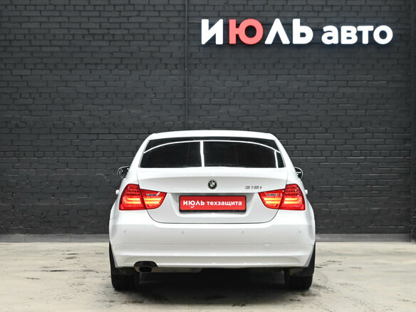 2011 BMW 3 серии 318i V (E90/E91/E92/E93) Рестайлинг, белый, 1495000 рублей - вид 5