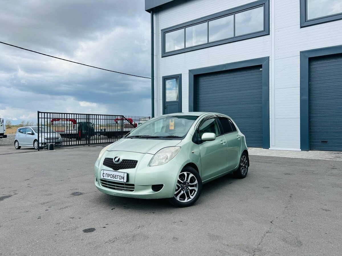 Toyota Vitz II (XP90)