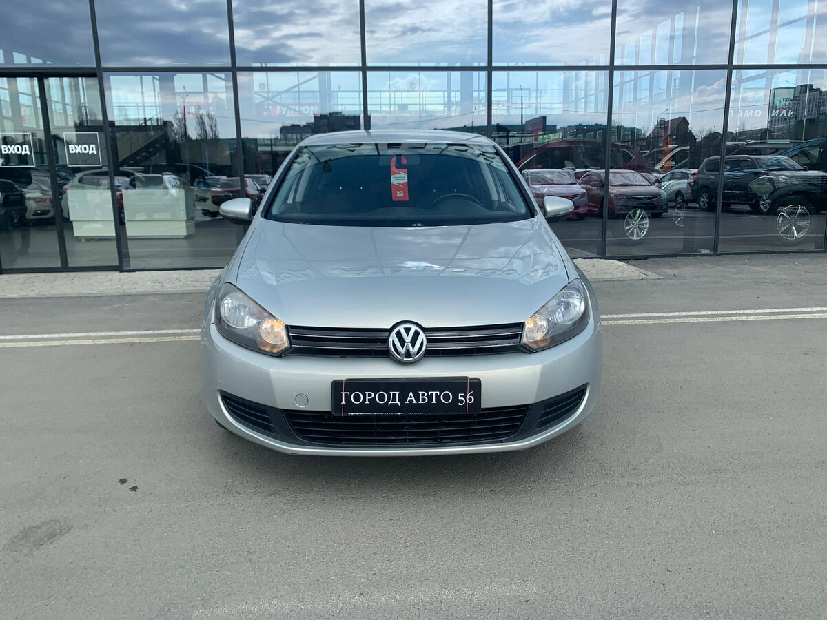 Volkswagen Golf VI