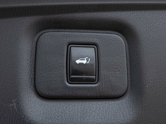 2019 Infiniti QX60 I Рестайлинг, белый, 2520000 рублей - вид 28