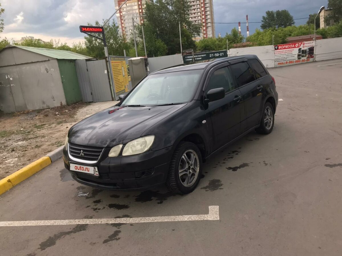 Митсубиси аиртрек черный