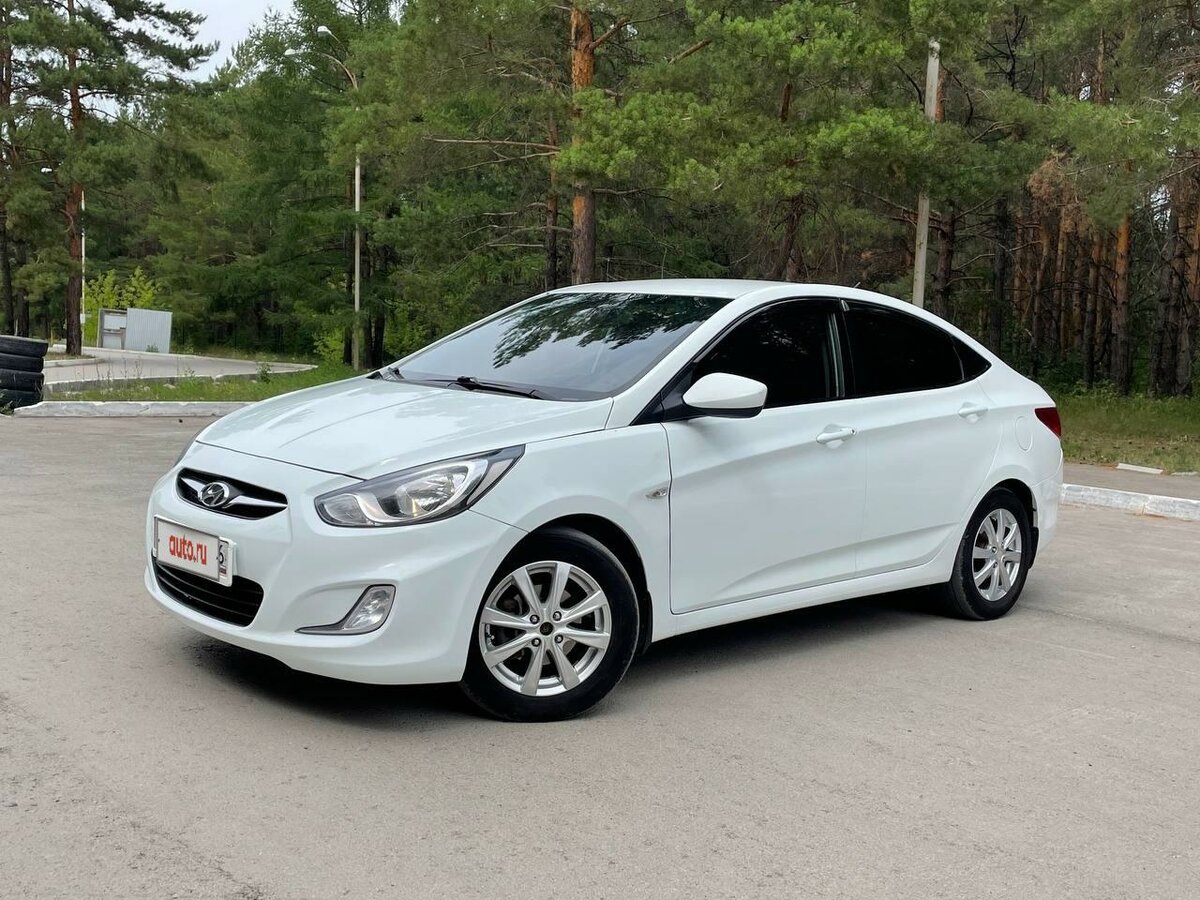 Как выглядит белый хендай солярис Купить б/у Hyundai Solaris I 1.6 AT (123 л.с.) бензин автомат в Санкт-Петербурге