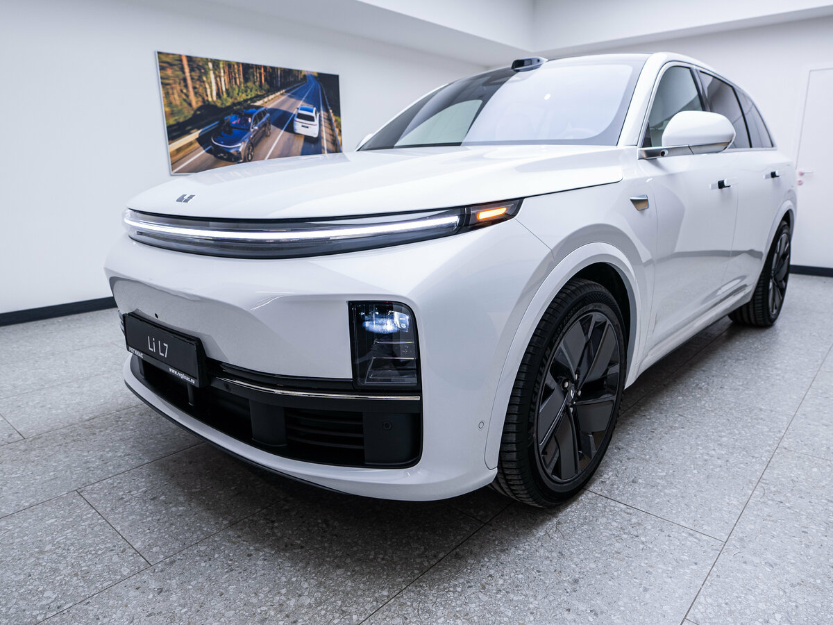 Li Auto (Lixiang) L7 52.3 kWh I Рестайлинг