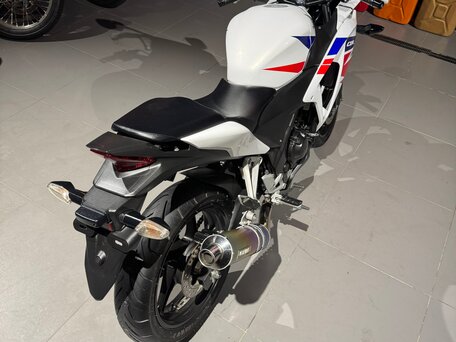 Honda CBR 250R 85 000 40 Honda CBR 250R