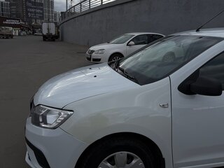 2018 Renault Logan II Рестайлинг, белый, 522500 рублей, вид 2