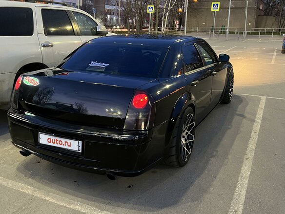 2005 Chrysler 300C I, чёрный - вид 16
