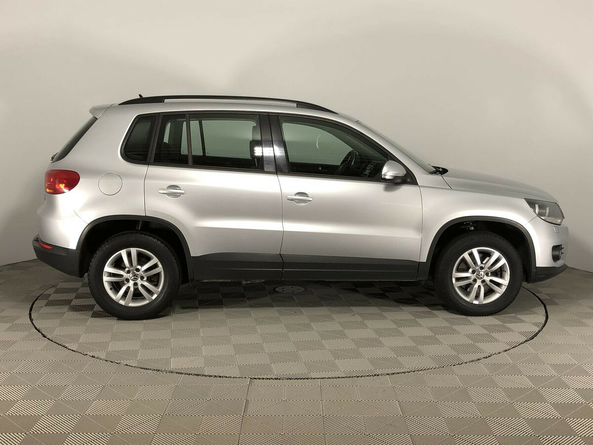 Volkswagen Tiguan 1 4 150 л с