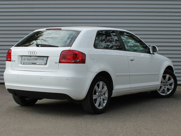 2009 Audi A3 II (8P) Рестайлинг 2, белый - вид 1