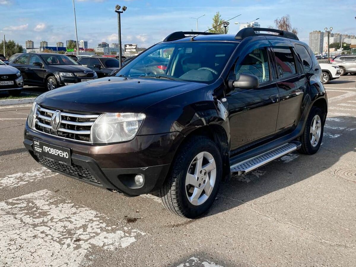 Купить б/у Renault Duster I 2.0 AT (135 л.с.) 4WD бензин автомат в ...