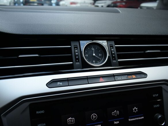 2017 Volkswagen Passat B8, чёрный, 1995000 рублей - вид 11