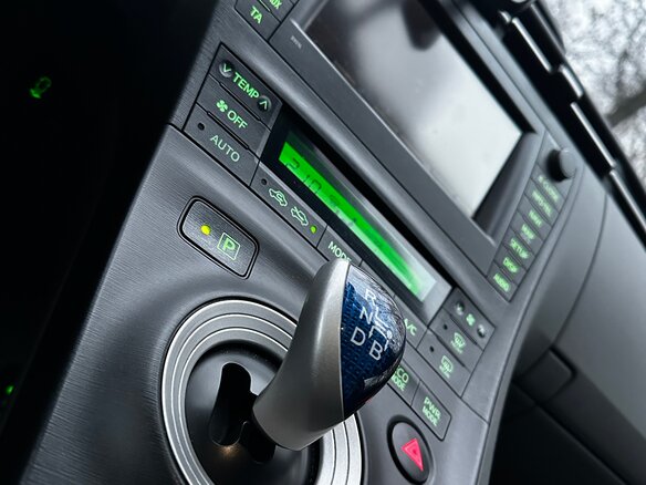 2009 Toyota Prius III (XW30), синий, 1300000 рублей - вид 20