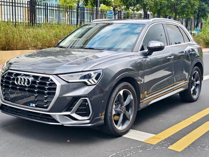 Audi Q3 II (F3)
