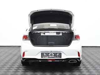 2018 Hyundai Sonata VII (LF) Рестайлинг, белый, 1349000 рублей, вид 5