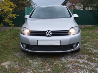 2011 Volkswagen Golf Plus II, серебристый, 1000000 рублей, вид 1