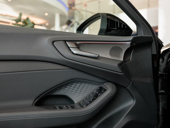 2025 Audi A5 III (B10), чёрный, 7950000 рублей - вид 17