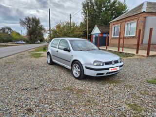 1999 Volkswagen Golf IV, серебристый, 293000 рублей, вид 1