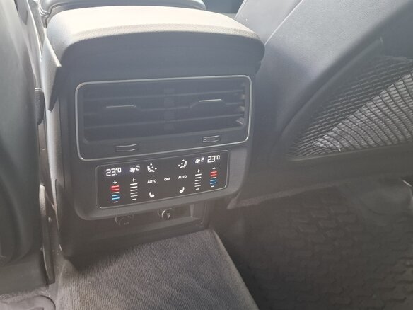 2020 Audi Q7 45 TDI II (4M) Рестайлинг, серый, 7100000 рублей - вид 12