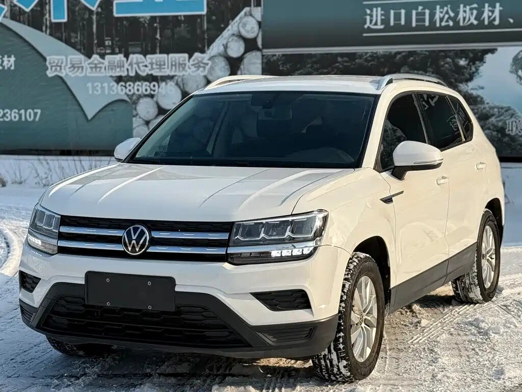 Volkswagen Tharu I