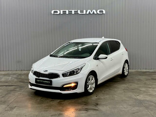 2018 Kia Ceed II Рестайлинг, белый, 1397000 рублей, вид 1